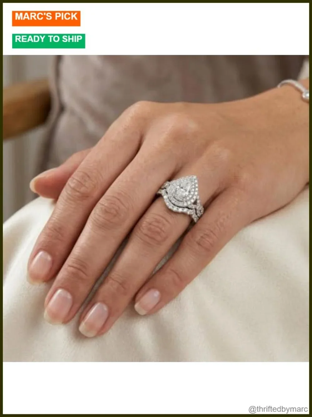 N/A elegant pear